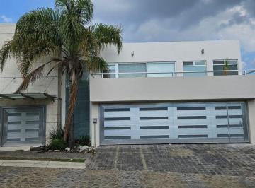 Departamento de 3 habitaciones, San Andrés Cholula · Espaciosa Casa Lomas de Angelopolis 222