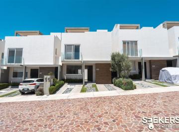 Casa en condominio de 3 habitaciones, El Marqués · Casa en Venta y Renta, en Desarrolo Premium con Increíbles Amenidades (Mg)