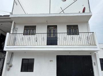 b3ae3c8d1a7546dd5ea822aabdcbff5a31037a72f229368be8d3dda9ec4f32b7 · Dos Casas en Una Sola: Propiedad en Arenales Tapatíos
