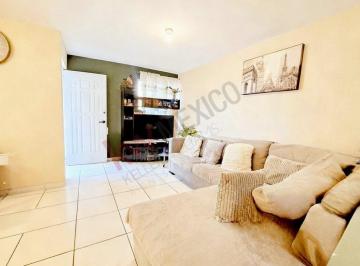N/A · Casa en Venta en Esquina con Terreno Excedente