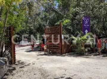 Terreno / Lote · 2000m² · Terreno en Venta – 2,000 m² en Francisco Uh May, Tulum