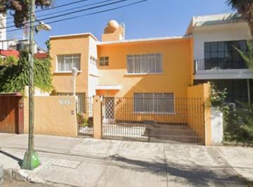 Casa de 4 habitaciones, Benito Juárez · Casa en Venta en del Valle Sur