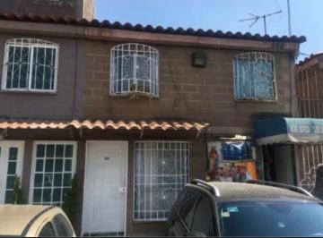 Casa de 2 habitaciones, Iztapalapa · Casa en Venta en Col. Chinampa de Juárez, Iztapalapa
