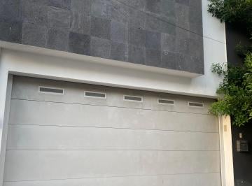 Casa de 3 habitaciones, San Pedro Garza García · Casa Centro de Sp