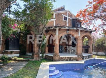 Casa · 190m² · 3 Recámaras · 3 Estacionamientos · Casa en Venta en Morelos, Oaxtepec