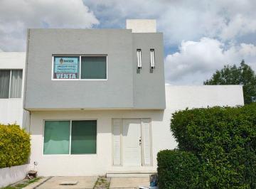 Casa de 2 habitaciones, Querétaro · Casa en Venta en El Refugio