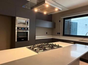 Casa de 3 habitaciones, El Marqués · Casa en Renta con Rooftop en Villa Carriedo, Querétaro