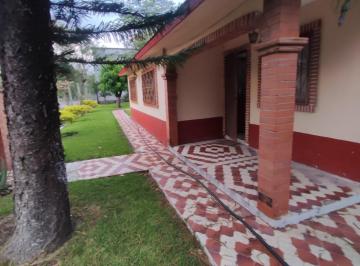 Casa de 3 habitaciones, Tepalcingo · Casa de Descanso Amueblada en Vergeles de Atotonilco - ¡Lista Para Habitar!