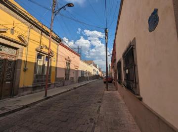 1 · Casa Para Comercio en Venta en El Centro
