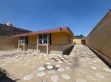 Casa uso de suelo en Venta de 2 habitaciones Hacienda del Parque · Casa con Uso de Suelo Mixto