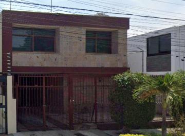 Casa de 4 habitaciones, Guadalajara · Venta de Casa en Guadalajara Jalisco Chapalita San Uriel