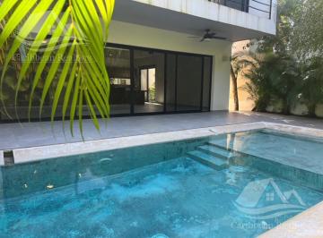 Casa · 340m² · 4 Recámaras · Casa en Venta en Lagos del Sol Cancun