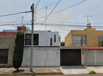 Casa de 3 habitaciones, Xochimilco · Venta de Casa en Jardines del Sur, Xochimilco, Ciudad de Mexico