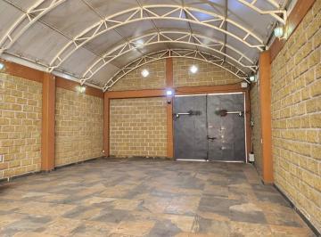 Inmueble productivo urbano de 2 habitaciones, Nezahualcóyotl · Edificio de Uso Mixto Sobre Av Nezahualcóyotl | Local Comercial y 2 Departament