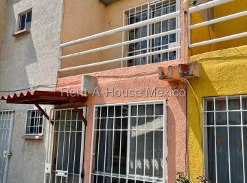 Casa · 56m² · 2 Recámaras · 1 Estacionamiento · Casa en Hacienda Piedras Negras