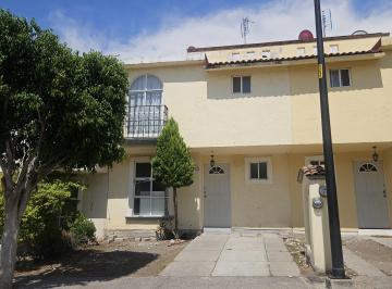 Casa de 3 habitaciones, Corregidora · Bonita Casa en Renta, Cerca de Plaza Candiles.
