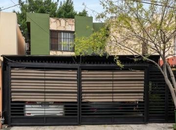 Casa de 2 habitaciones, Monterrey · Casa en Venta en Residencial Española, Monterrey
