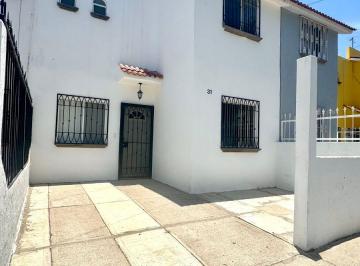 Casa de 2 habitaciones, Bahía de Banderas · Única Casa en Venta con Excelente Ubicación a Sólo Siete Minutos de La Playa de Nuevo Vallarta!