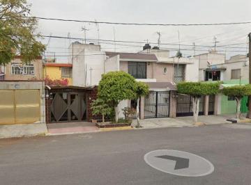 Casa de 3 habitaciones, Ecatepec de Morelos · Casa en Venta en Av Valle del Don 108, Valle de Aragon 3ra Secc, 55280 Ecatepec de Morelos, Méx.