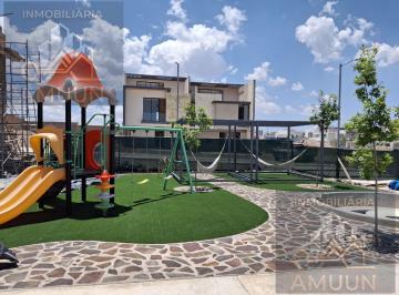 Casa · 274m² · 3 Recámaras · 2 Estacionamientos · Casa - Villa Magna