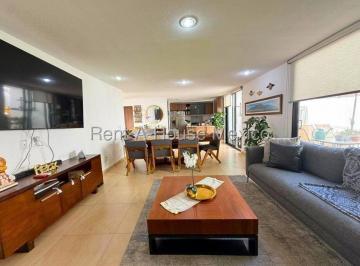 Casa · 184m² · 4 Recámaras · 2 Estacionamientos · Se Vende Casa con Opción a 4ª Recámara y Jardín en Zibatá Rah3243