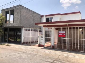 N/A · Venta Casa Cerca de Hospital, Colegios y Plazas Comerciales en Salamanca