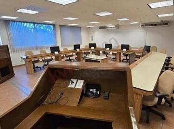 Edificio , Venustiano Carranza · Edificio de Oficinas en Venta!