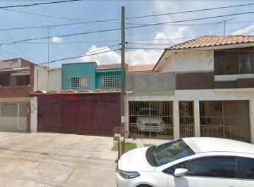 Casa de 3 habitaciones, León · Casa en Venta con 130 m² de Terreno y 3 Habitaciones en Venta en Hacienda Echeveste