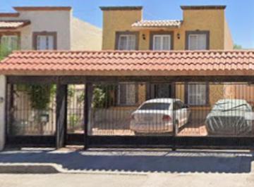 Casa de 3 habitaciones, Juárez · Casa en Venta en Juan Kepler, Colonia Bosques de San Jose Juarez Chihuahua