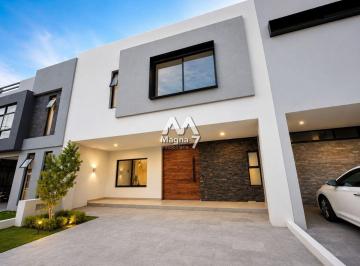 Casa de 4 habitaciones, Zapopan · Renta Casa en Solares Residencial