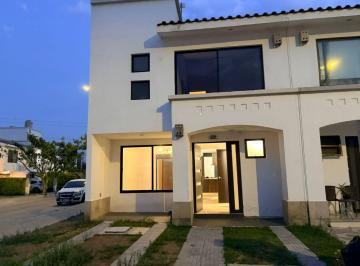 Casa de 3 habitaciones, Irapuato · Casa en Renta Residencial San Marino