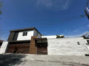 1 · Casa en Venta Contry 1er Sector - Recien Remodelada - Super Equipada