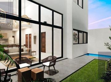 Casa · 185m² · 3 Recámaras · 2 Estacionamientos · Casa en Venta en Playa del Carmen, 3 Habitaciones, con Alberca Privada, Excelente Ubicación