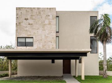 Casa en condominio de 4 habitaciones, Benito Juárez · Casa en Venta Country Club, Cancún Q. Roo