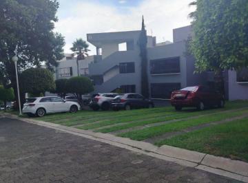 Departamento de 3 habitaciones, Naucalpan de Juárez · Departamento Remodelado de 135 m² con 3 Recámaras en Venta en Santiago Occipaco