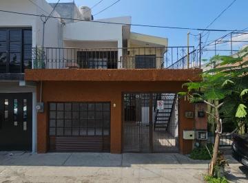 Casa de 3 habitaciones, Querétaro · Oportunidad de Inversion.