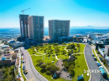 Departamento de 3 habitaciones, El Marqués · Departamento en Venta y Renta en Royal View | Piso 12 | Terraza | 3 Recámaras + Cuarto de Servicio