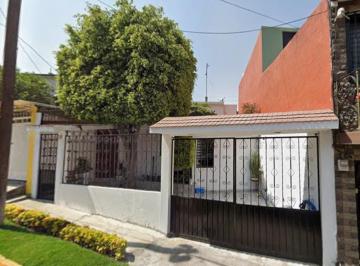 Casa de 2 habitaciones, Cuautitlán Izcalli · Casa en Venta en La Quebrada, Cuautitlán Izcalli