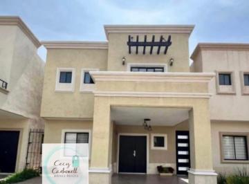 Casa de 3 habitaciones, Pachuca · Casa en Venta en Residencial Provenza
