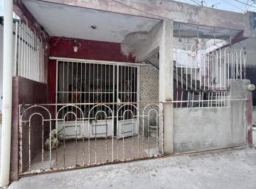 Casa de 4 habitaciones, Campeche · En Venta Casa Centrica de 4 Recamaras en La Colonia San Jose