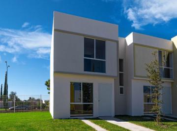 Casa de 2 habitaciones, Zapopan · Casa en Venta en Mirador del Bosque Zapopan