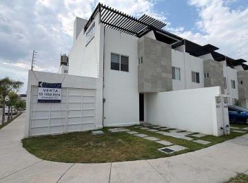 2994c4799231445dabea58578d82670205b9d35bc675dbfe571affc95efbdbd5 · Casa en Venta en Residencial Cordillera
