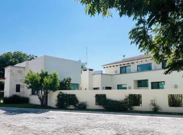 Casa de 3 habitaciones, Saltillo · Moderna Casa Al Norte de Saltillo