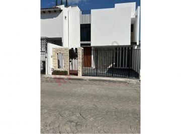 N/A · Propiedad en Venta - Calle Sendero del Manantial 8, Fraccionamiento Milenio 3ra Sección, 76060 Santi