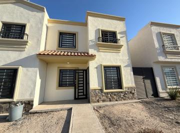 Casa · 2 Recámaras · 2 Estacionamientos · Casa en Venta en Stanza Granada