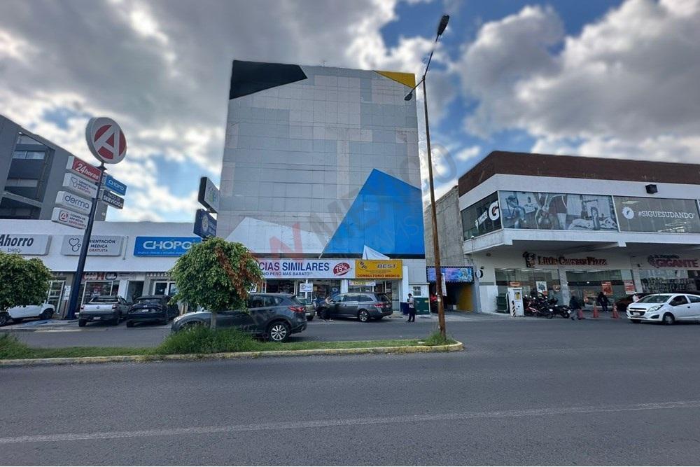 Property for Sale – Veterinary Clinic Only, Boulevard Lomas Norte, Valle Real Residential Development, 72830
