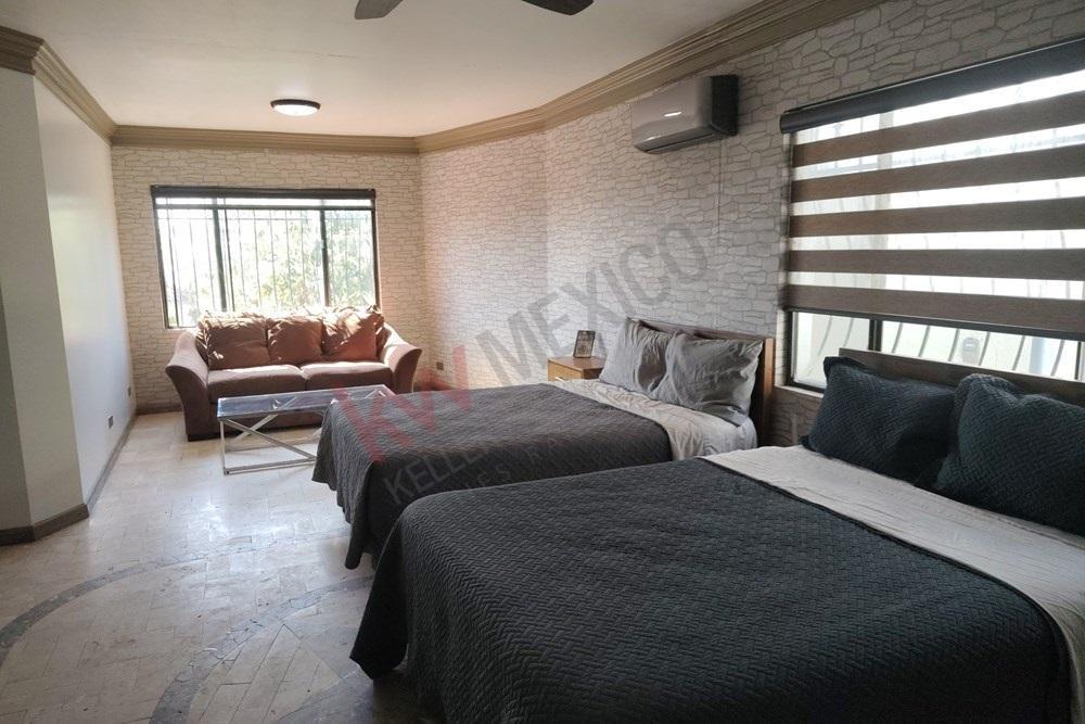 Rental Property - Calle Lázaro Cárdenas del Río 3330, Fraccionamiento Lomas de Montecarlo, 22705