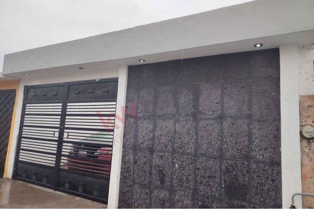 Property for Sale - Pradera de Saucillo Street 1612, Praderas del Henequén Subdivision, 32590 Juárez, Chih
