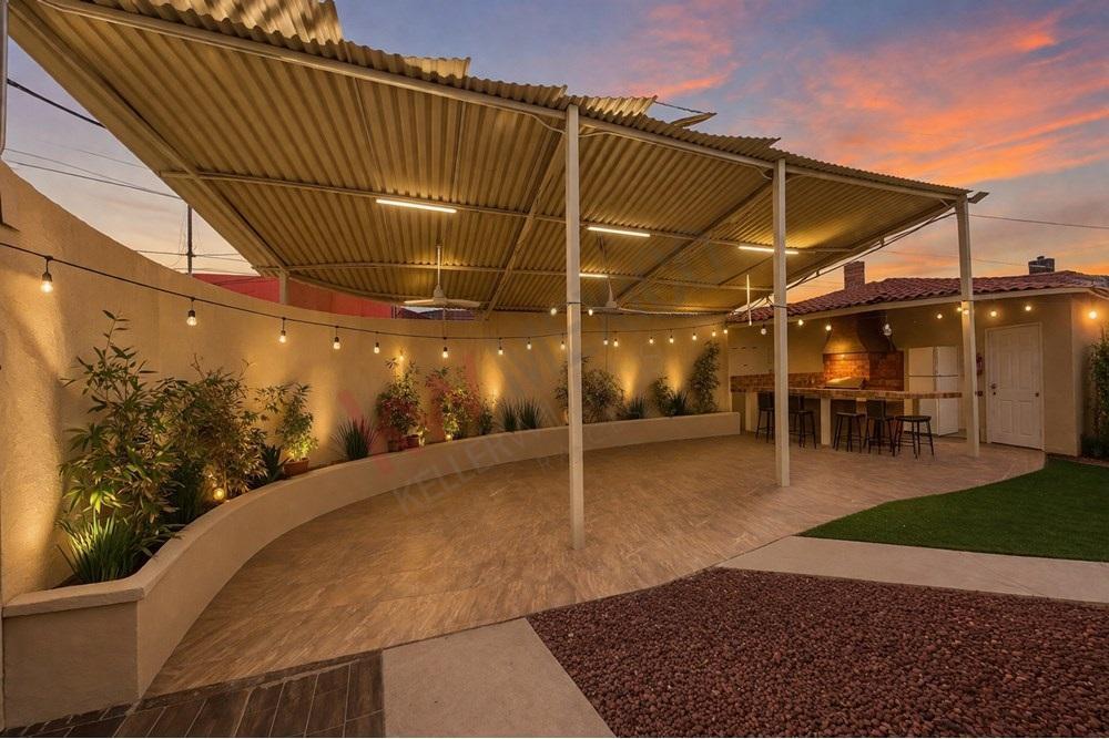 Property for Sale - Sierra Piedras Verdes Street 6138, Lomas del Tesoro Neighborhood, 32650 Juárez