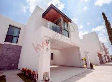 N/A · Propiedad en Venta - Pensión Alfaro de Tractos y Camionetas, Fracc Quintas de La Hacienda, 78438 Sol
